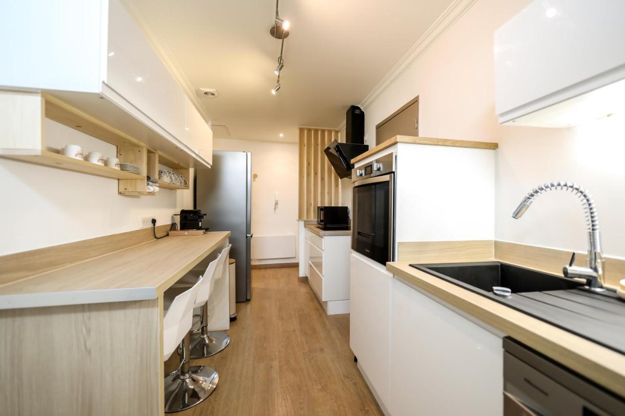 Le Lavandin, Spacieux Et Moderne P4, Centre Ville, Wifi Nimes Bagian luar foto